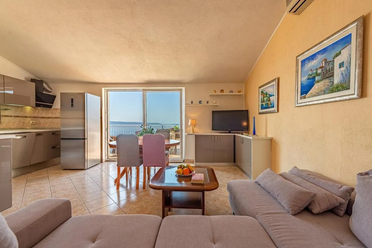 Guest house Nealeona Apartments Okrug Gornji